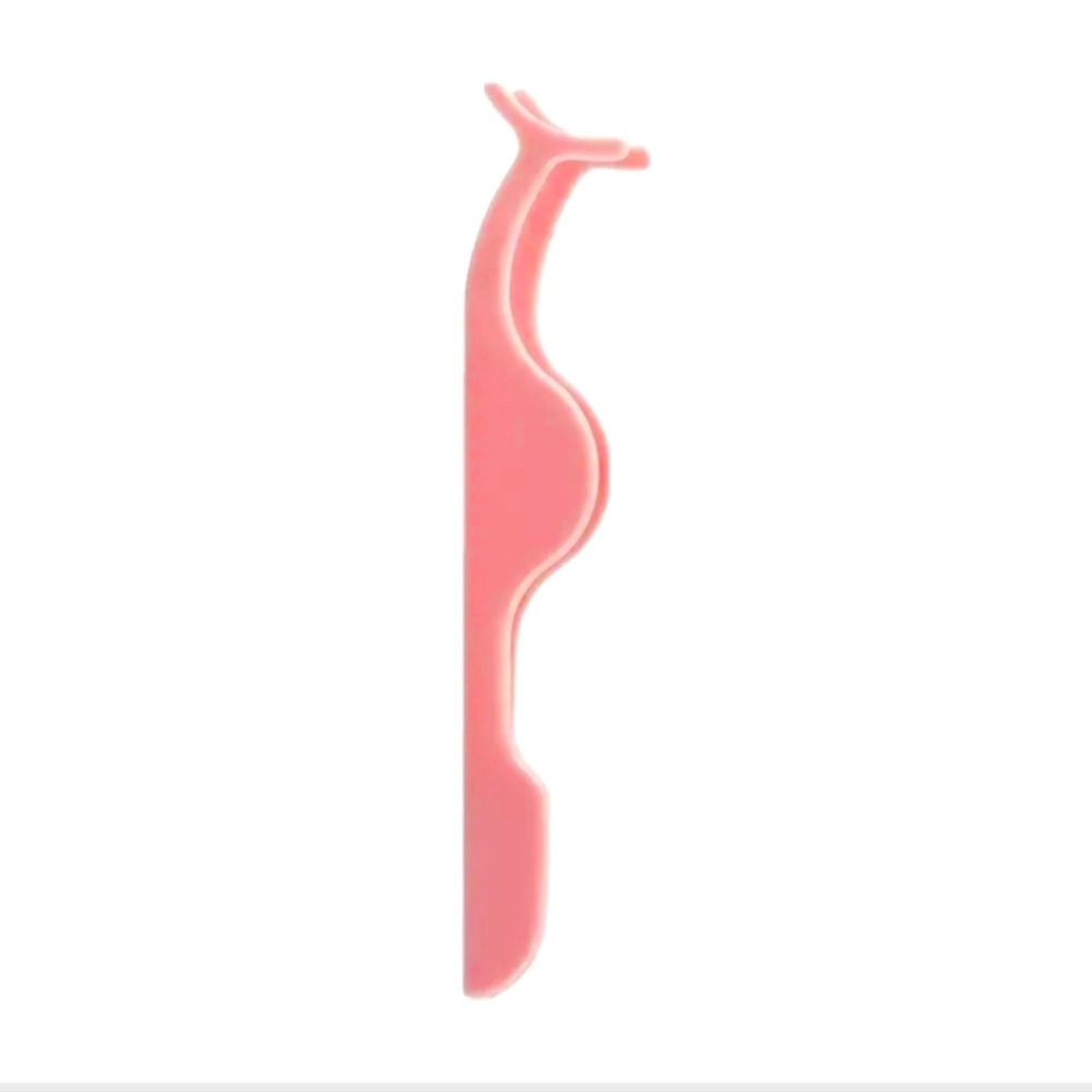 Lot 25 eyelash tweezers